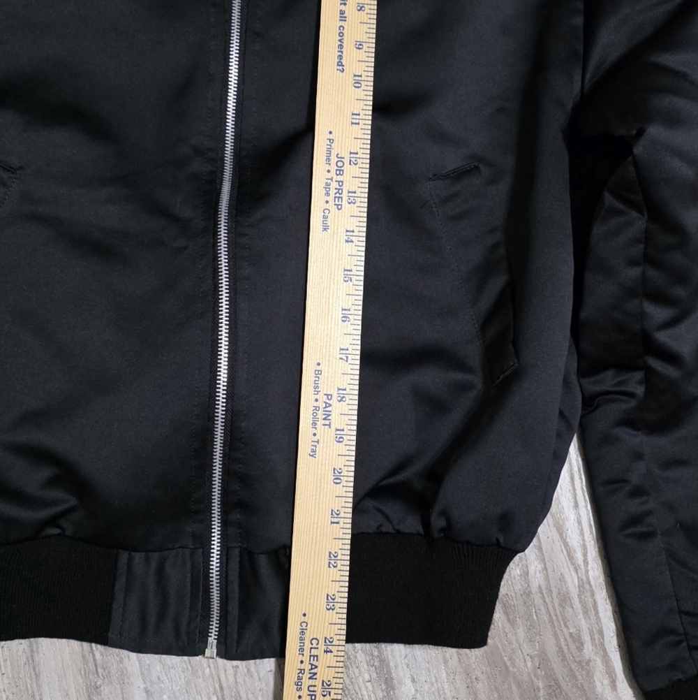 Urban Renewal Eurpoean Embroidered Tiger Bomber Jacket - Picture 4 of 6